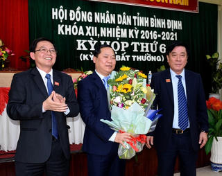 Phê chuẩn Phó Chủ tịch UBND tỉnh Bình Định