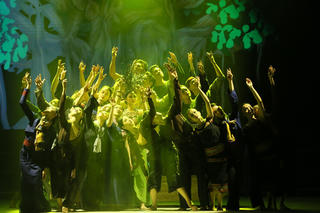 Niềm tin và khát vọng 