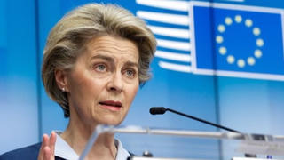 EC muốn cấm AstraZeneca xuất khẩu vaccine