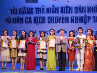 Bế mạc Cuộc thi Tài năng trẻ Diễn viên sân khấu Cải lương và Dân ca toàn quốc