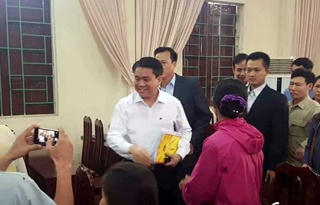 Đối thoại với dân