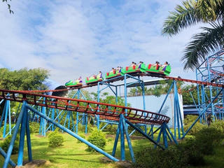 An toàn khu vui chơi