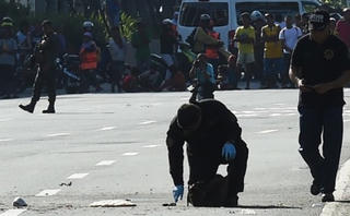 Đánh bom nhắm vào đoàn xe Tổng thống Philippines