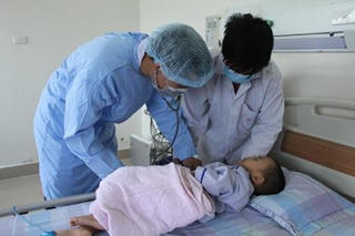 Lần đầu tiên ghép tế bào gốc chữa tan máu bẩm sinh