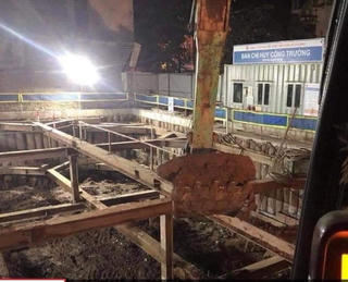 Hà Nội: Phát hiện quả bom lớn tại phố Cửa Bắc