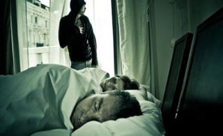 Tên trộm đánh thức chủ nhà để... hỏi pass Wifi