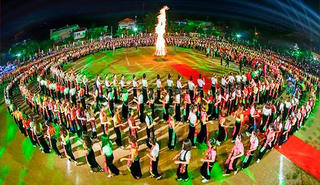 Nghệ thuật Xòe Thái được UNESCO ghi danh di sản văn hóa phi vật thể đại diện của nhân loại