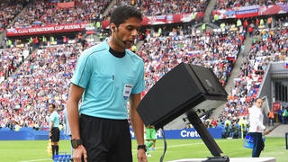 Yêu cầu FIFA công nhận quyền sở hữu trí tuệ VAR