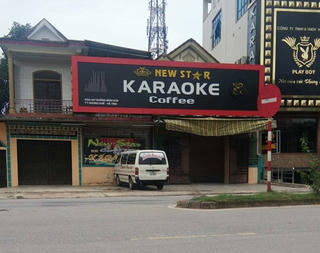 Xô xát trong quán karaoke, một thanh niên bị đâm thủng đùi