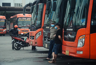 [ẢNH] Hà Nội: Bến xe vắng vẻ dù cận Tết