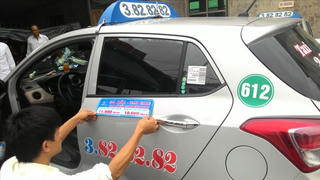 Nhà xe bắt đầu giảm giá cước