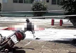 Một người đàn ông tự thiêu trong sân UBND xã