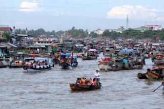 TDF tham gia Đề án 'Bảo tồn và phát triển chợ nổi Cái Răng'