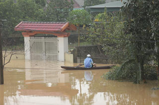 Nghệ An: 5 người chết và mất tích do mưa lũ