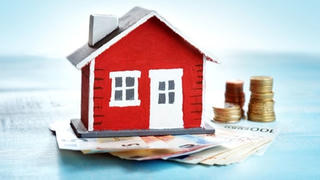 Sao lại đánh thuế vào người nghèo?