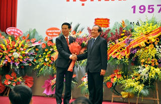 Nhà văn cần bám sát hơi thở đời sống đương đại