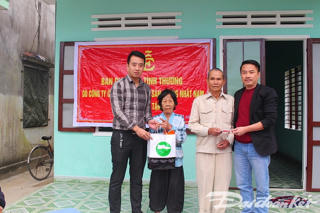 Quảng Nam: Bàn giao 2 nhà tình thương cho 2 hộ gia đình xã Bình Trung