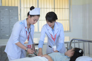 Phát huy tối đa vai trò của điều dưỡng
