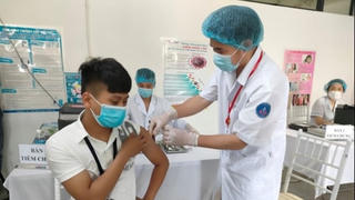Chủ lực vẫn phải vaccine