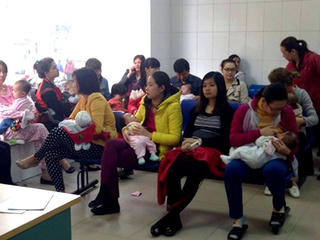 Khan hiếm văcxin viêm não mô cầu