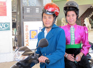 Sẽ thiết kế mẫu mũ bảo hiểm cho phụ nữ Thái