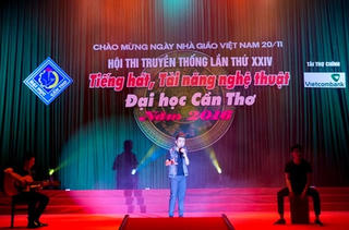 Hội thi ‘Tiếng hát, tài năng nghệ thuật Đại học Cần Thơ, 2016’