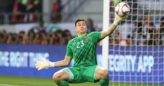 Báo Trung Quốc chê thủ thành Văn Lâm còn nhiều điểm yếu