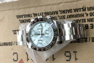 Cô gái đánh tráo đồng hồ Rolex tiền tỷ của người yêu