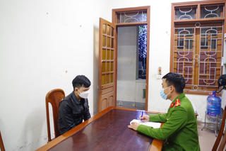 Mua thuốc trị nám, một phụ nữ U70 bị lừa hơn 800 triệu đồng 
