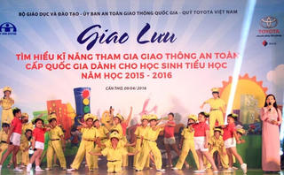 Gần 1.000 học sinh tham gia ngày hội tìm hiểu kỹ năng ATGT