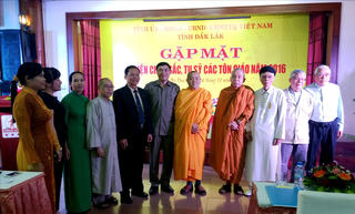 Đắk Lắk gặp mặt chức sắc, tu sĩ các tôn giáo