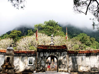 Triển khai thực hiện Báo cáo của ICOMOS về Quần thể di tích và danh thắng Yên Tử