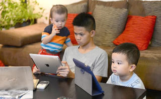 Trẻ em nên chơi game trong bao lâu?