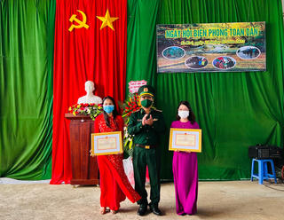 Đắk Lắk: Phụ nữ xã vùng biên Ia R’vê tham gia bảo vệ biên giới