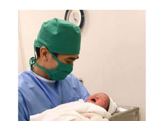 Quảng Ninh: Mổ thành công sản phụ sinh em bé nặng 6,1 kg