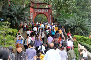 Giá trị văn hóa nơi đất Tổ: Bền bỉ chảy suốt ngàn năm lịch sử