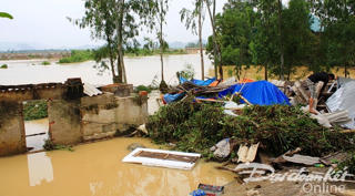 Phân bổ hàng cứu trợ đúng địa chỉ