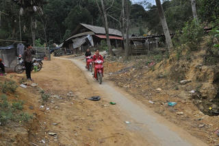 Đổi thay từ những con đường