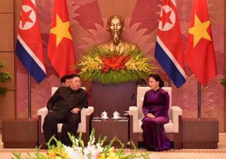 Chủ tịch Quốc hội hội kiến Chủ tịch Triều Tiên