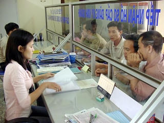 Chấn chỉnh tác phong, thái độ phục vụ của cán bộ