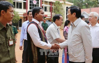 Chủ tịch nước Trương Tấn Sang thăm đồng bào biên giới Bình Phước