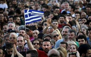 Người dân Hy Lạp bỏ phiếu cho tương lai đất nước