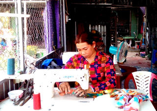 Khi phụ nữ làm kinh tế