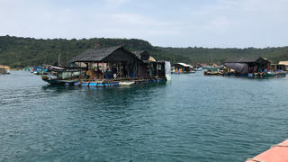 Mùa gió chạy nơi đảo xa