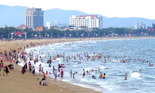 Kiểm soát hiện tượng găm phòng nghỉ, gây sốt giá dịp lễ 30-4