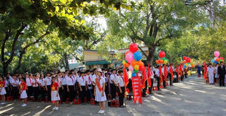 Bất cập tuyển sinh: Học ‘đúng tuyến’ thì phải đi xa nhà