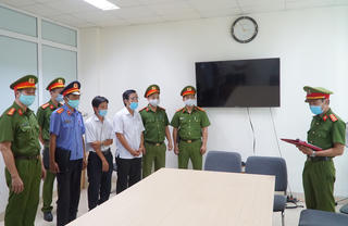 Khởi tố thêm 3 chuyên viên trong vụ án kê khống hơn 350 ngôi mộ giả để trục lợi