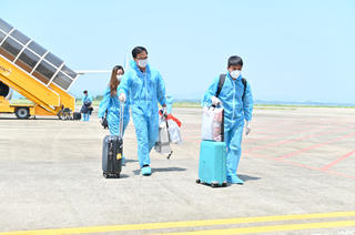 Tín hiệu vui từ những chuyến bay mang 'Hộ chiếu vaccine'