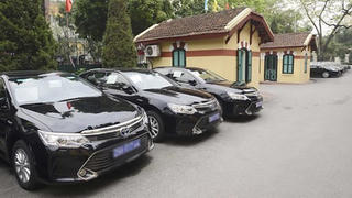 Quản lý chặt chi tiêu