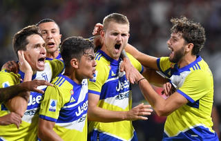 ‘Người đóng thế’ Ronaldo ghi bàn, Juventus thắng trận đầu tại Serie A  